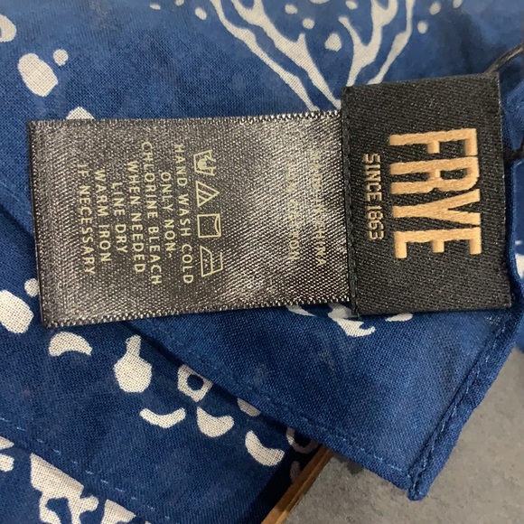 Frye Scarf New with tags attached - Picture 15 of 15